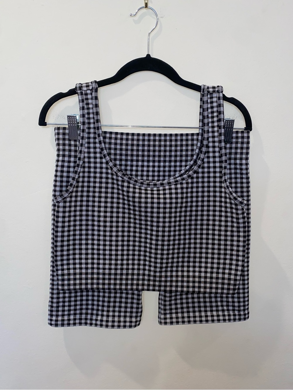 No Boundaries Sporty Black & White Gingham Athletic Set